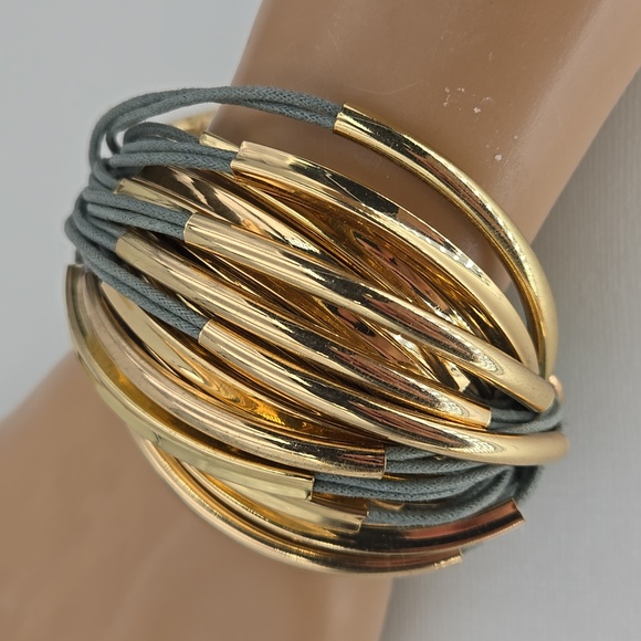 SAACHI Gray & Gold Tone Wrap Bracelet - Picture 1 of 8